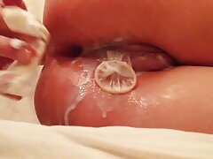 Masturbazione con la mano sesso con la bella video hard anale Riley Reid da Spizoo